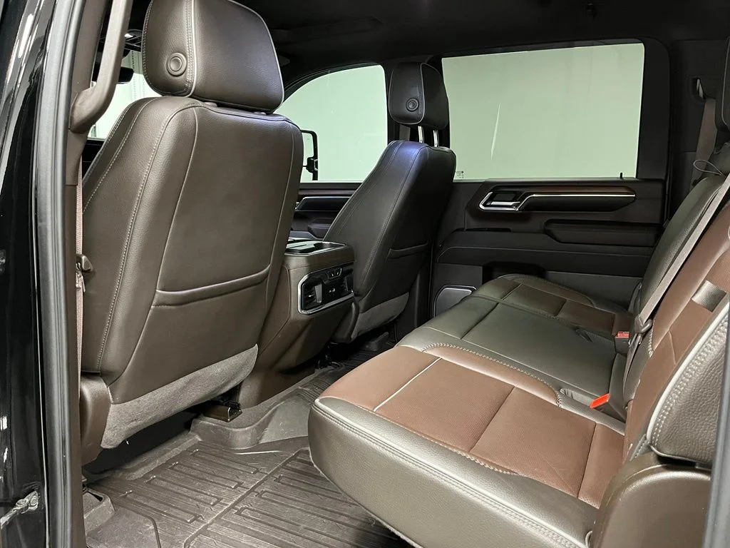 Used 2024 Black GMC Denali image 41