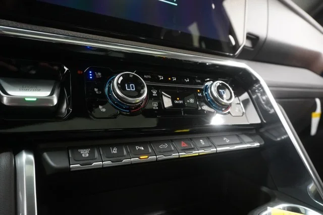 2026 GMC Sierra 2500HD Denali - Photo 36