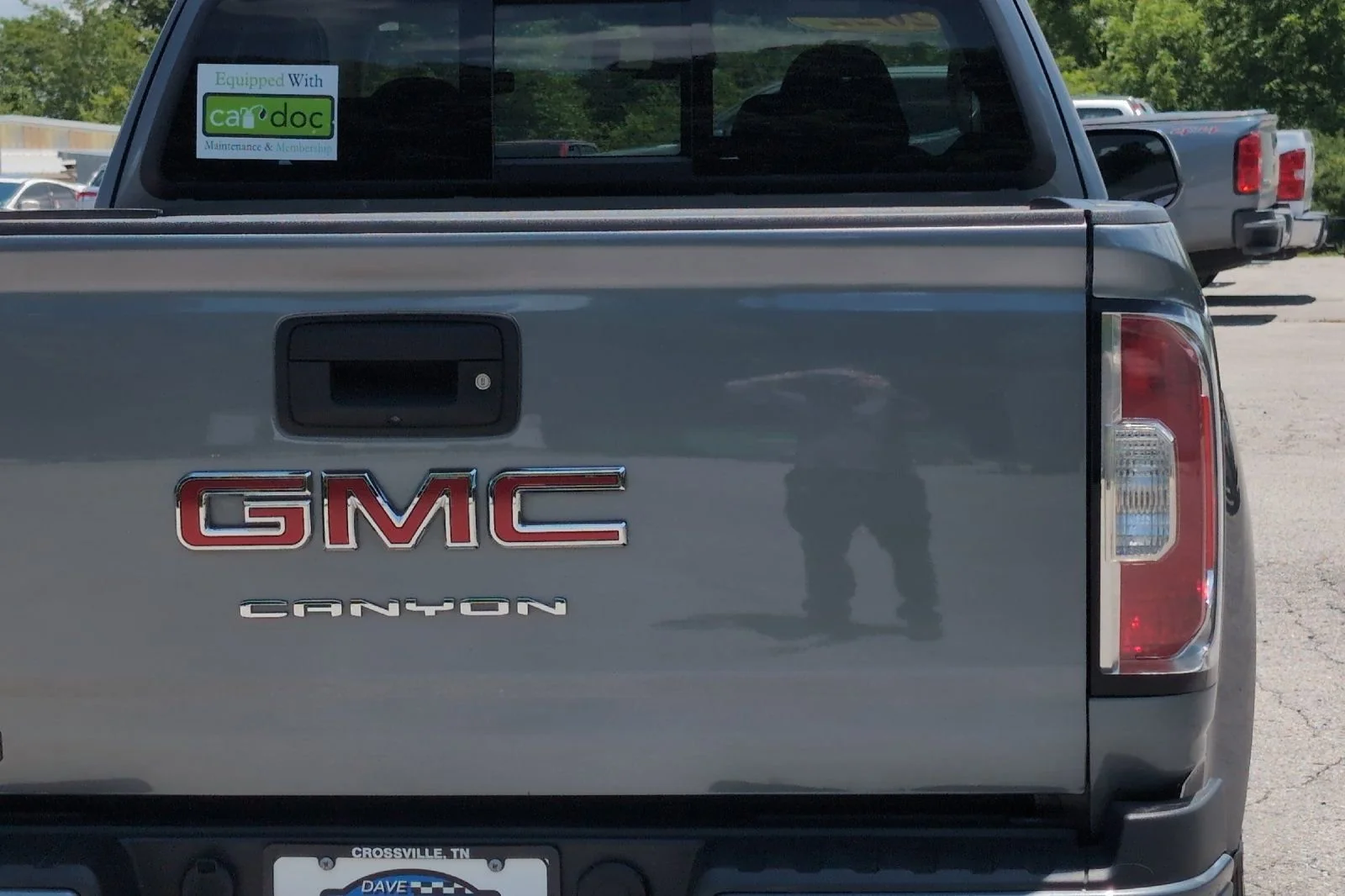 Used 2022 Satin Steel Metallic GMC Elevation image 26