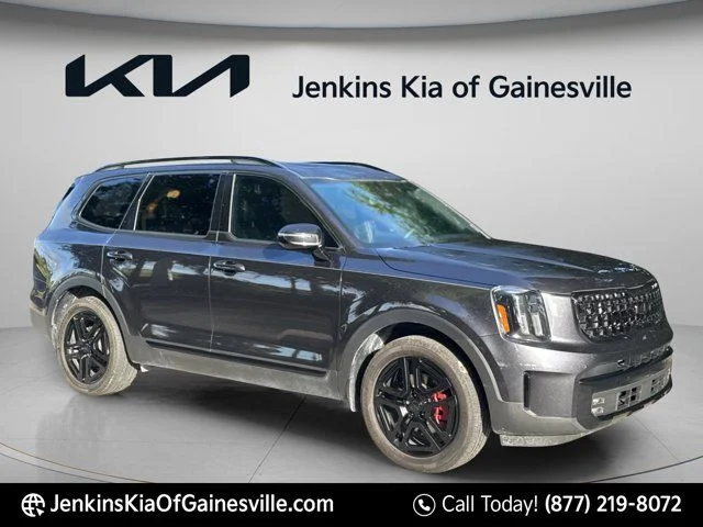 Used 2025 Gray Kia SX X-Line image 1