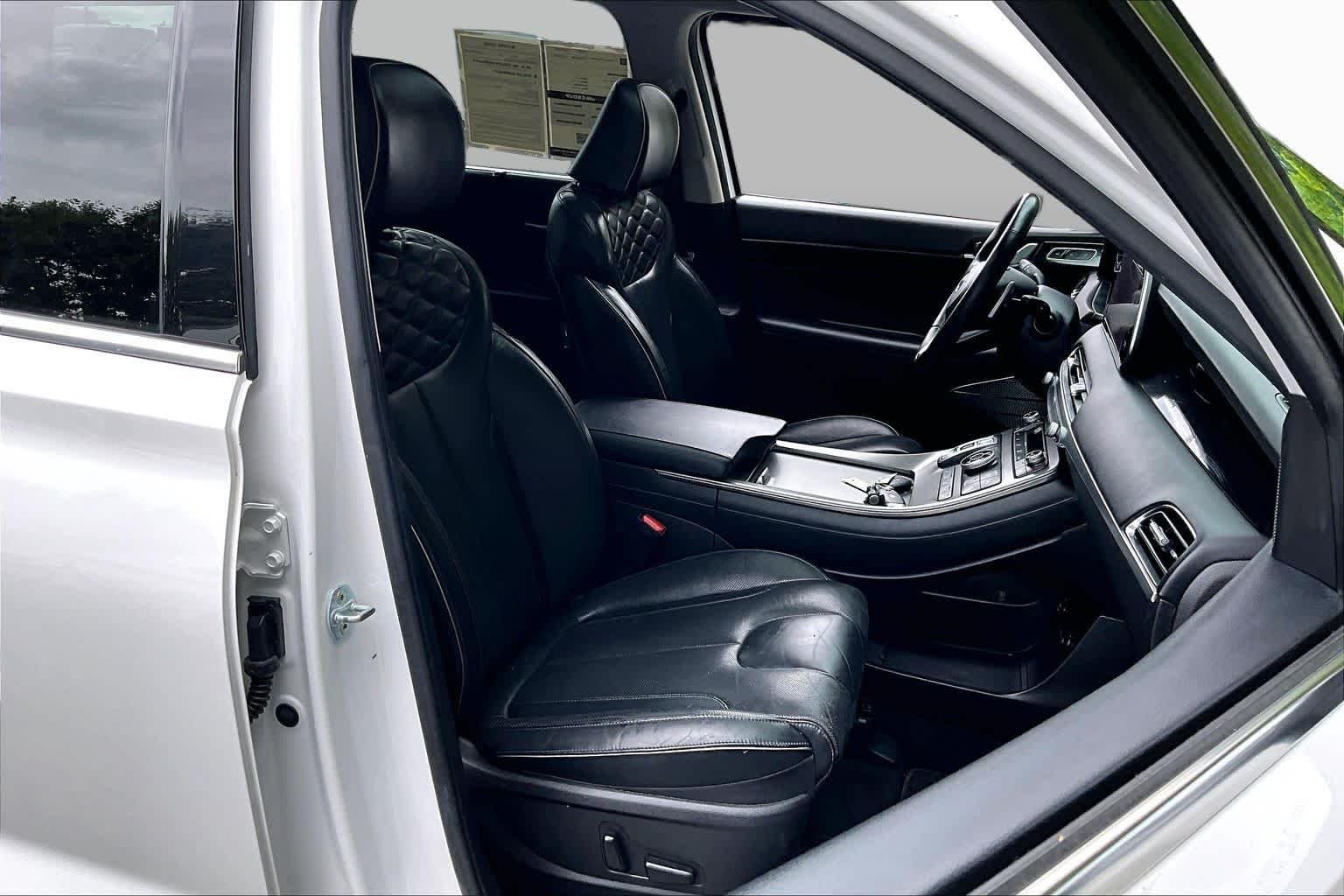 Used 2021 Hyper White Hyundai Limited image 8
