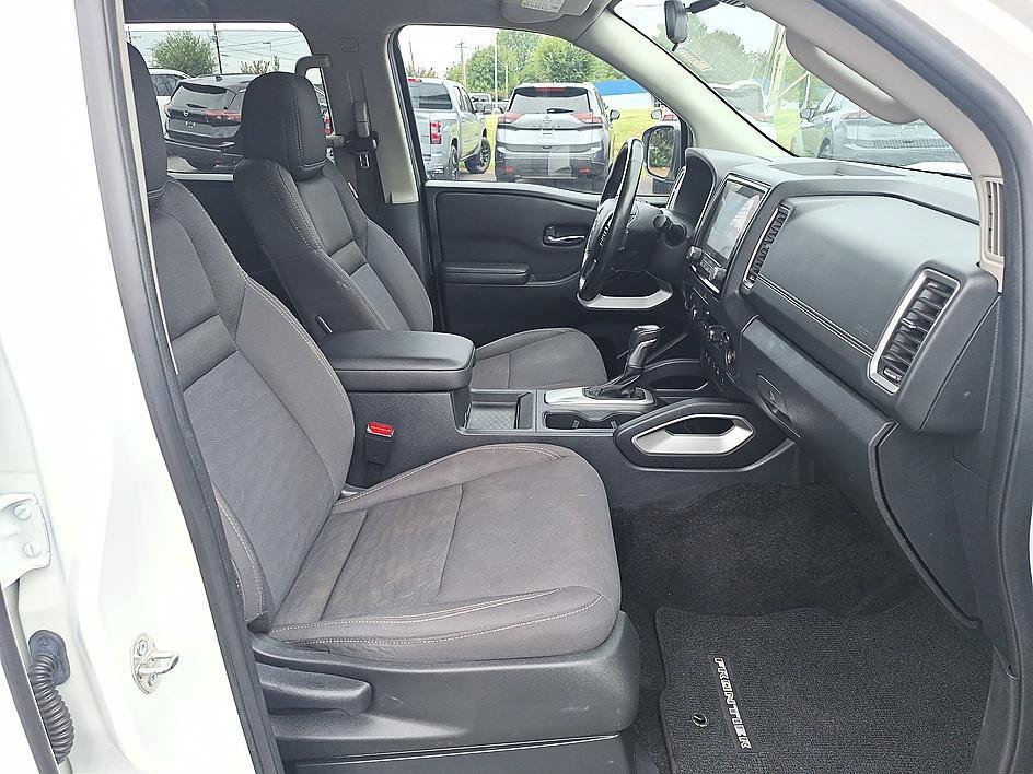 Used 2023 Glacier White Nissan SV image 21
