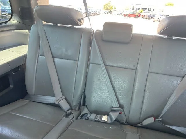 Used 2013 White Toyota Platinum image 29