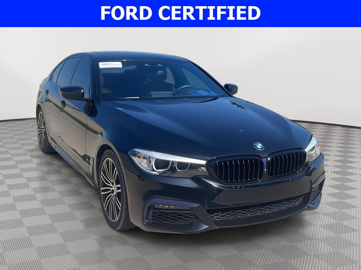 2019 BMW 5 Series 540i xDrive Sedan's photo