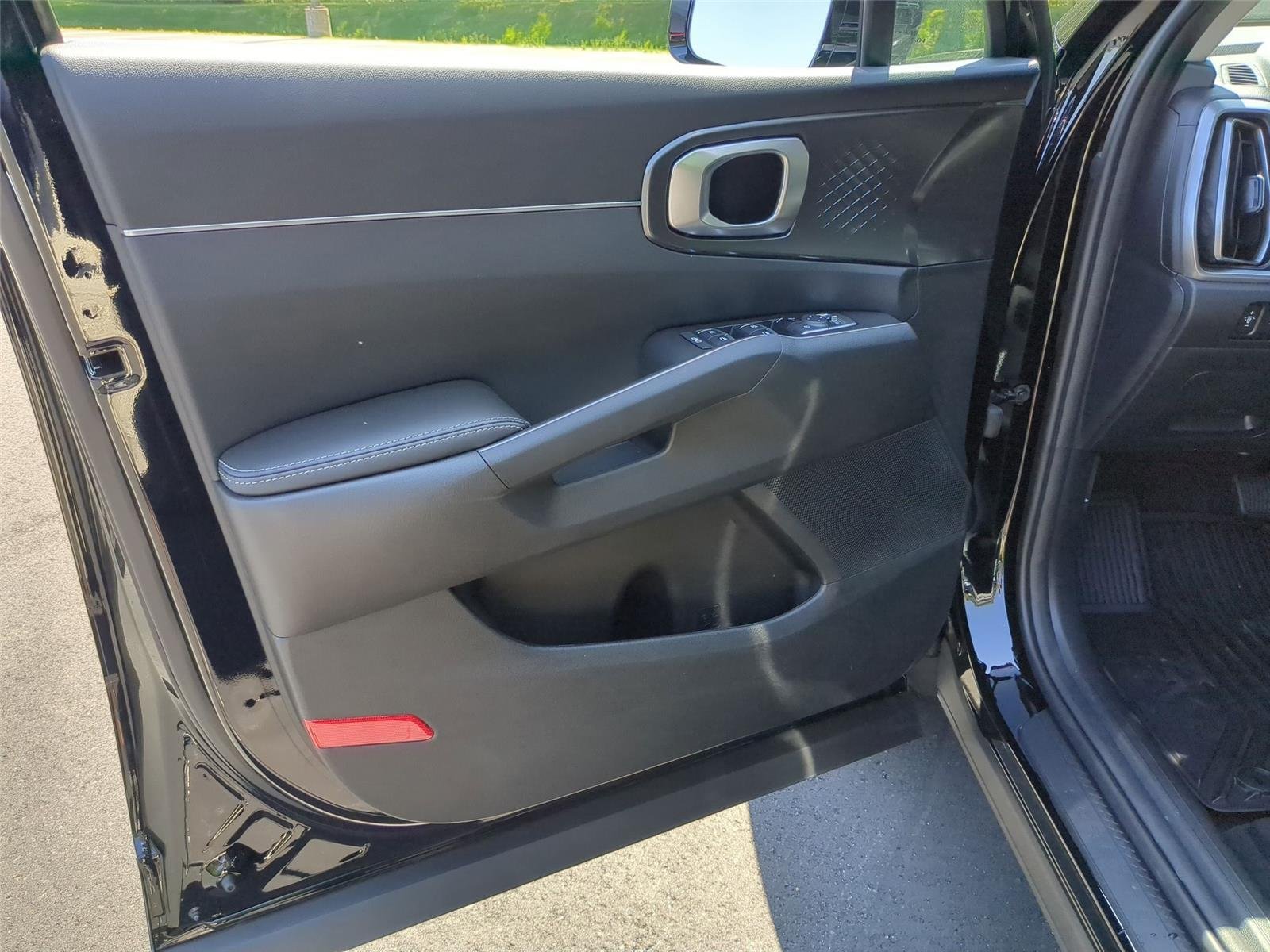 New 2026 Ebony Black Kia EX image 15