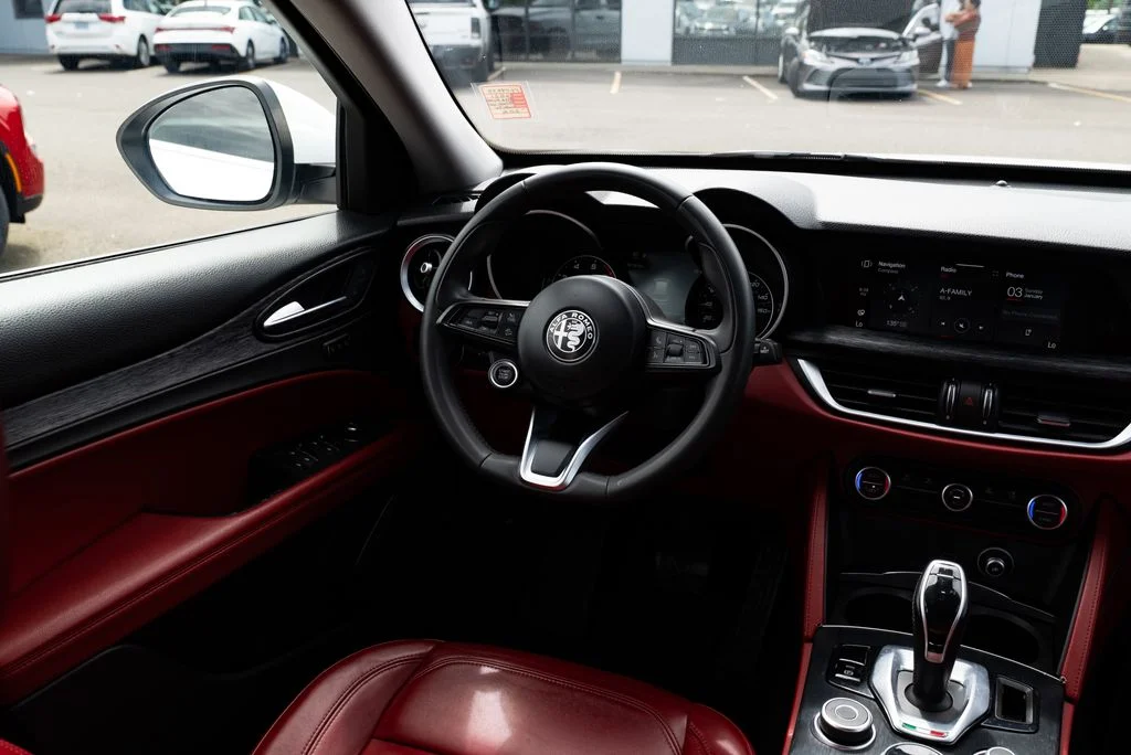 Used 2021 White Alfa Romeo Sprint image 9