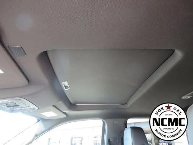 Used 2021 Black GMC AT4 image 28