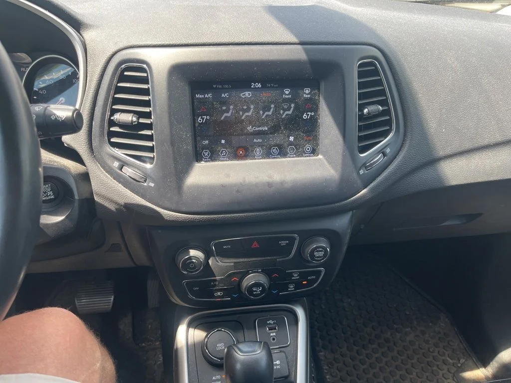 Used 2021 Gray Jeep Latitude image 22