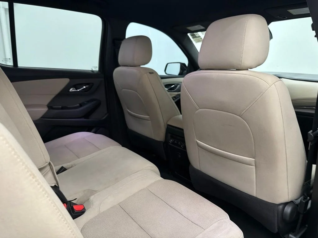 Used 2023 Black Chevrolet LS image 30