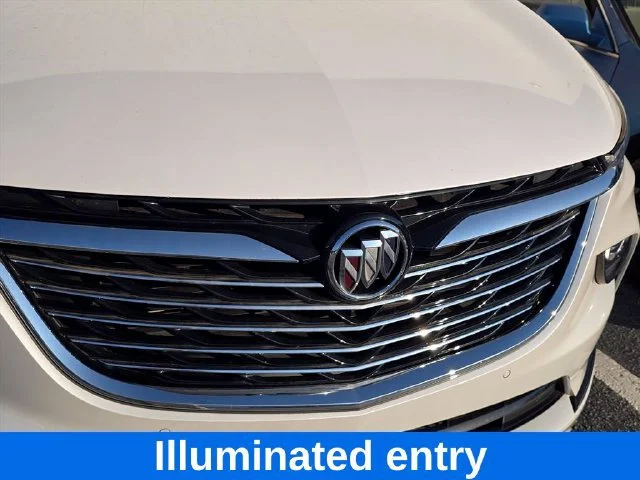 Used 2024 White Frost Tricoat Buick Essence image 22