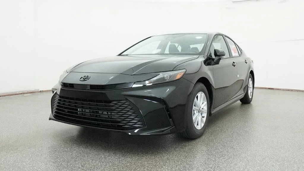 New 2026 Midnight Black Metallic Toyota LE image 19