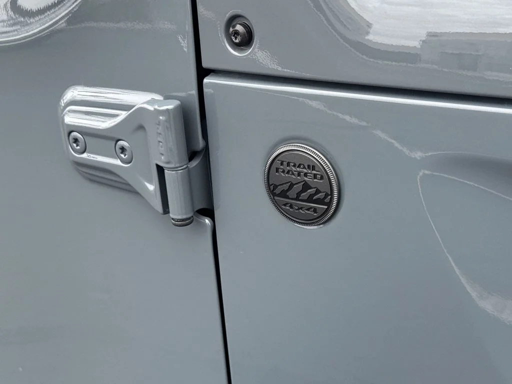 Used 2025 Gray Jeep Sport S image 32