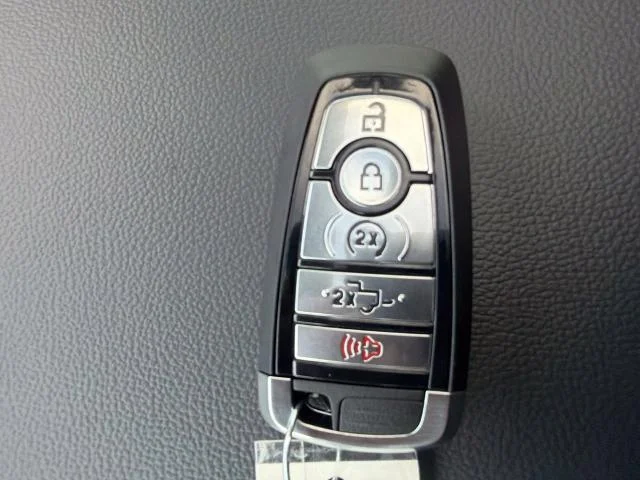 New 2027 Agate Black Metallic Ford F-350® Lariat® image 66