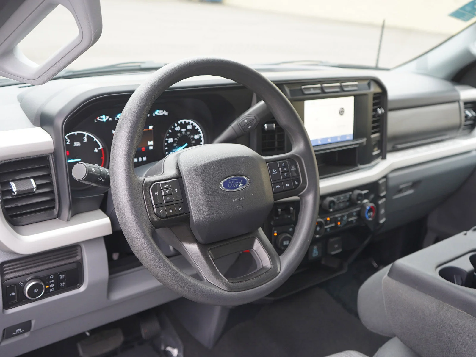 Used 2024 Carbonized Gray Metallic Ford XLT image 20