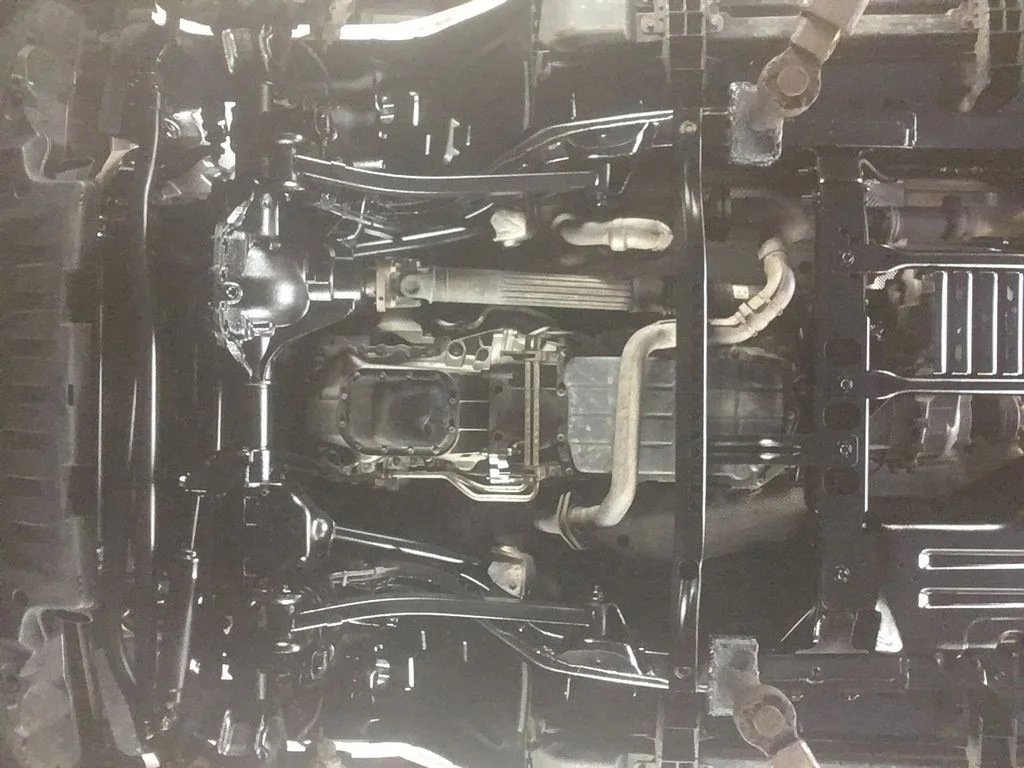 Used 2018 Black Jeep Unlimited Sahara image 9
