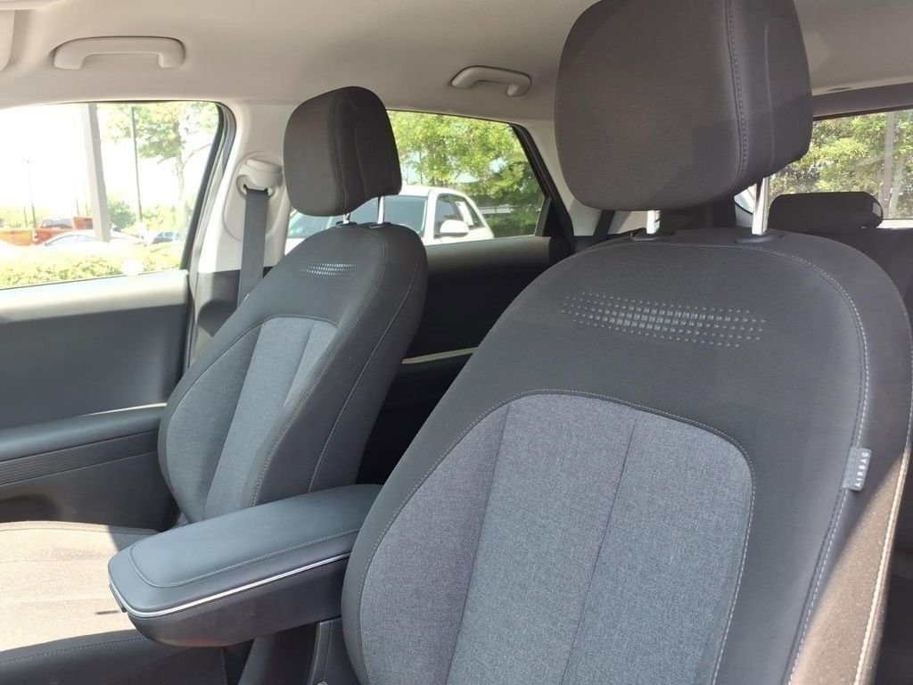 Certified Used 2023 Black Hyundai SE image 17