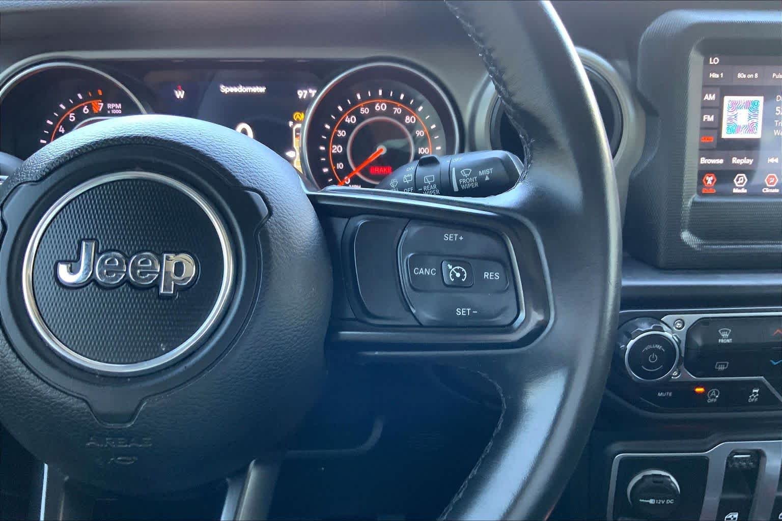 Used 2018 Black Clearcoat Jeep Sport S image 21