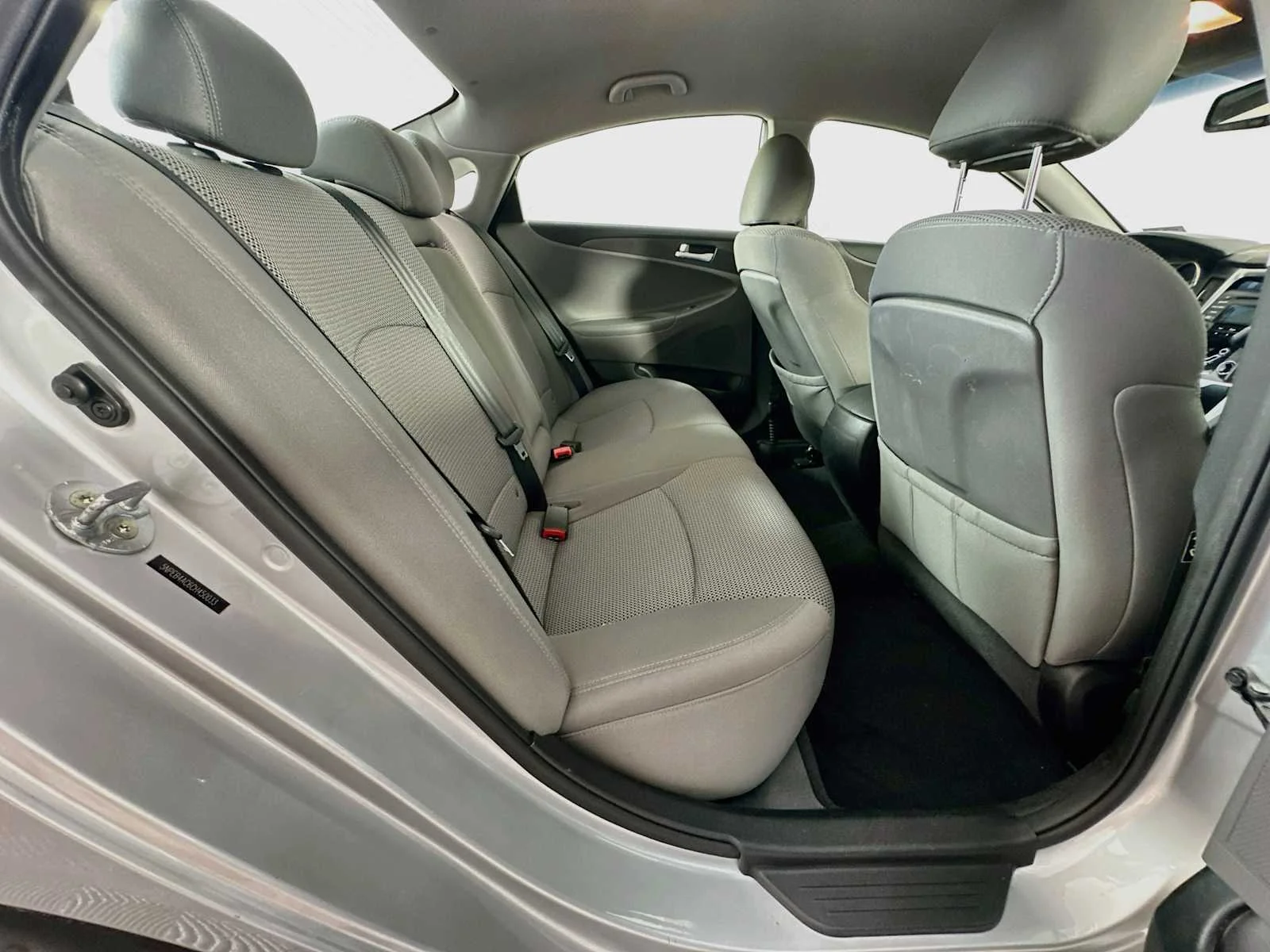 Used 2012 Radiant Silver Hyundai GLS PZEV image 22