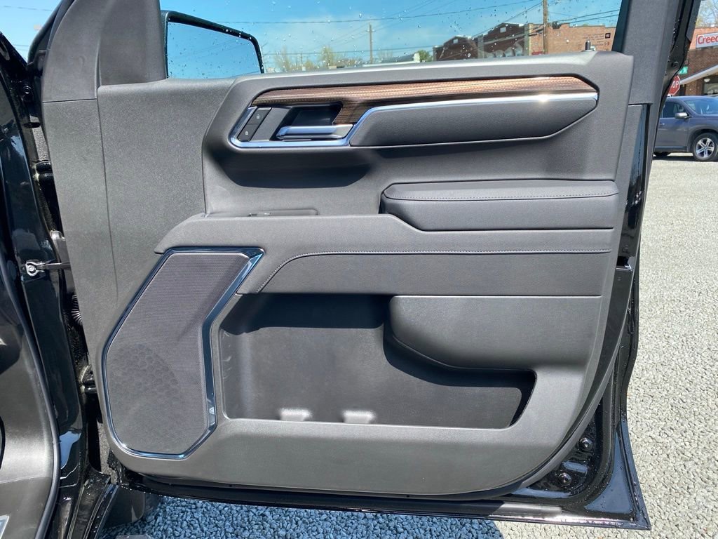 2025 Chevrolet Silverado 1500 LT - Photo 21