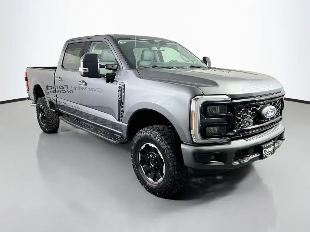 New 2027 Carbonized Gray Metallic Ford XLT image 1