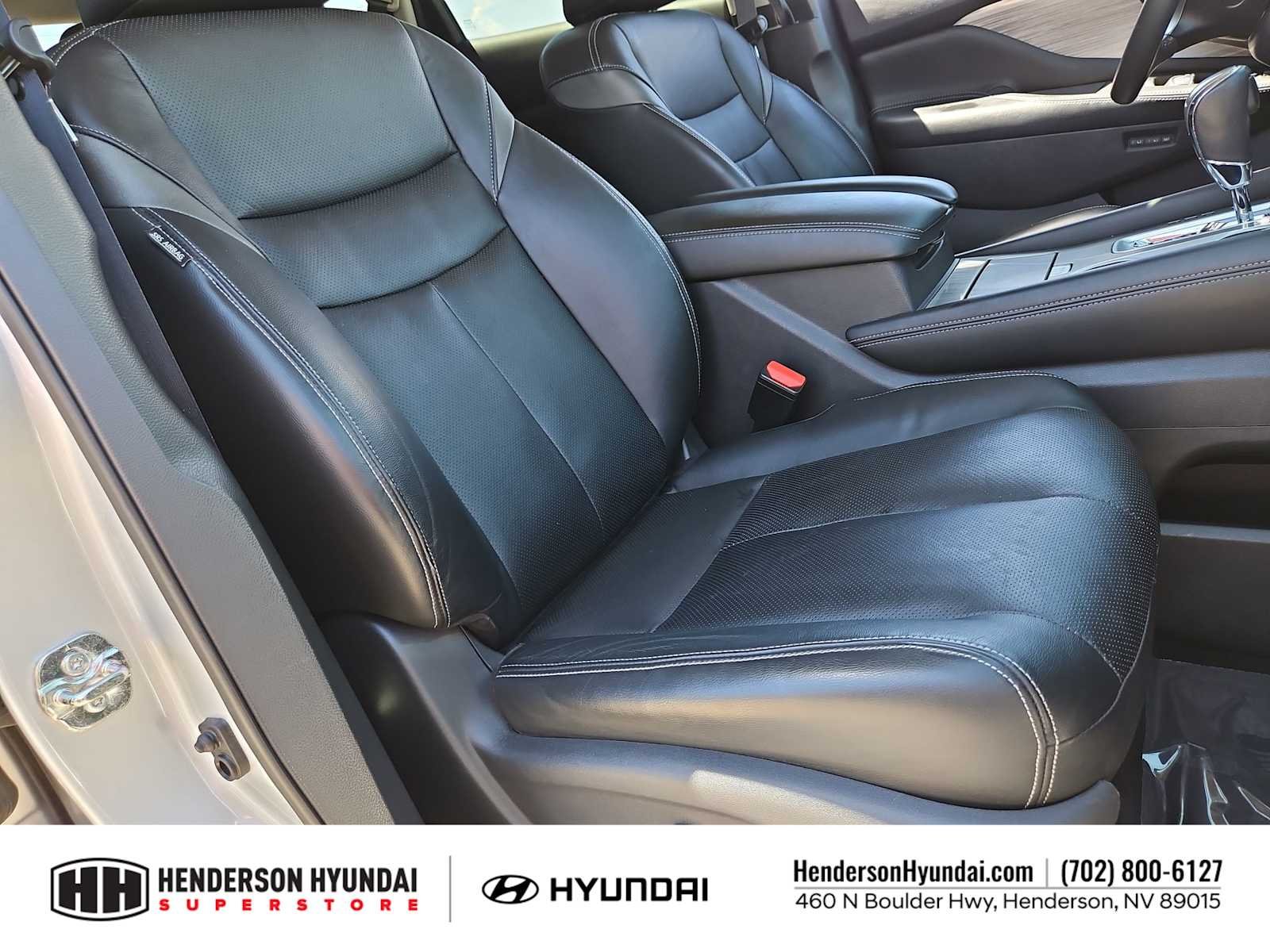 Used 2015 Brilliant Silver Metallic Nissan Platinum image 22
