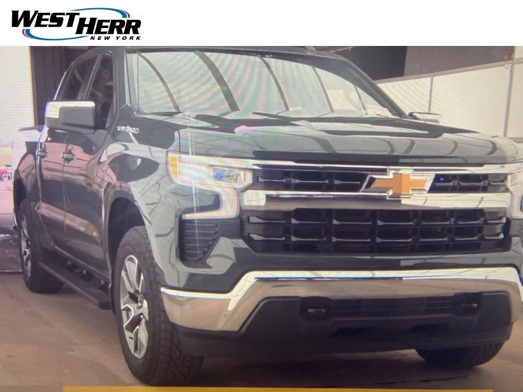 Used 2025 Gray Chevrolet LT image 1