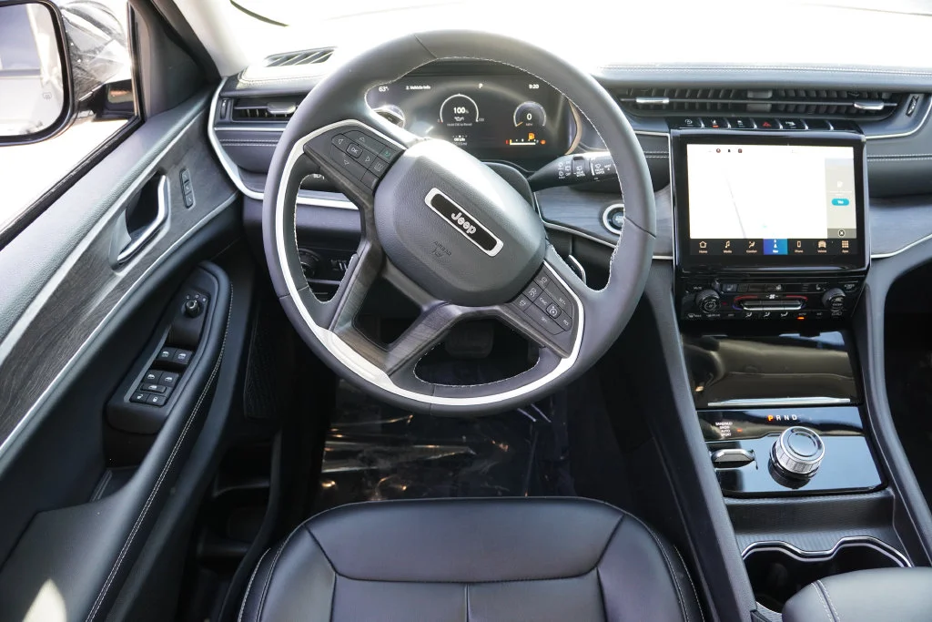 Certified Used 2023 Gray Jeep Limited image 20