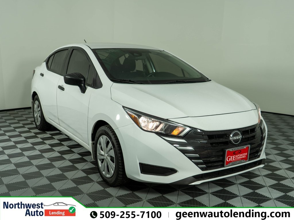 2023 Nissan Versa Sedan