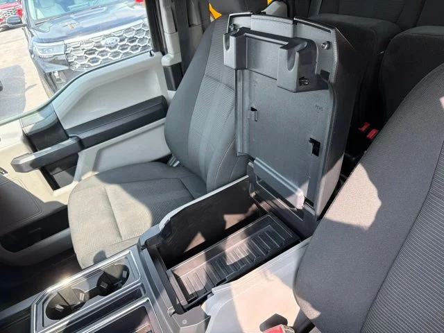 Used 2018 Red Ford XL image 25