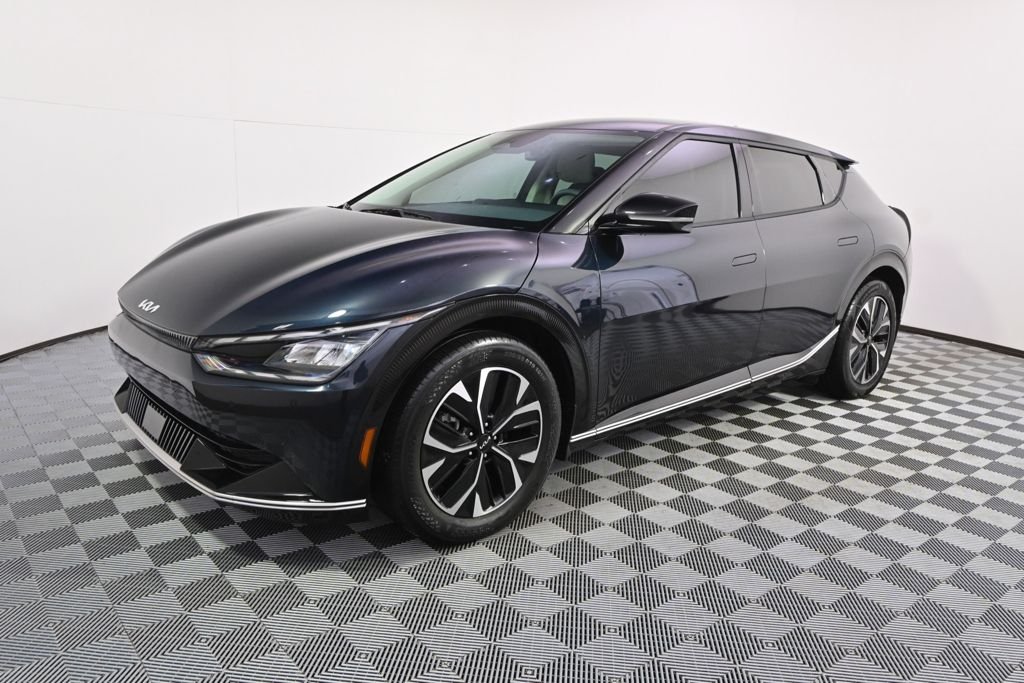 Used 2023 Kia EV6 Wind with VIN KNDC3DLC1P5140900 for sale in St. Louis Park, Minnesota
