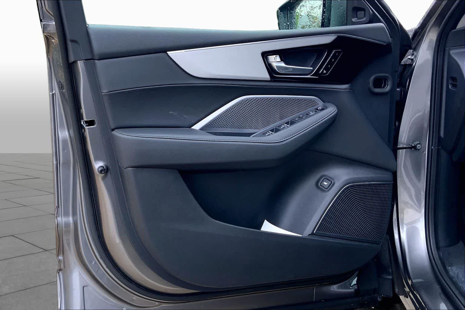 New 2026 Liquid Carbon Metallic Acura  image 10