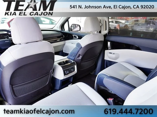 New 2027 White Kia SX Prestige image 24