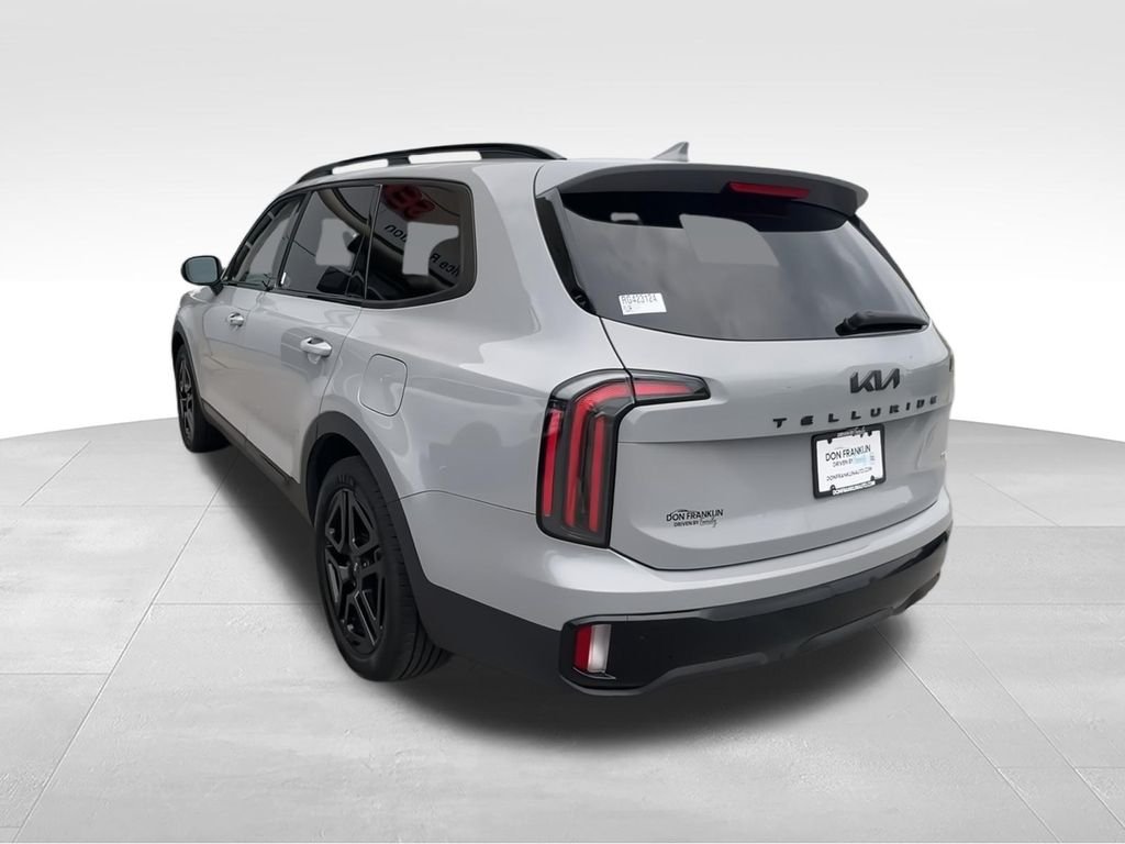 Used 2024 Gray Kia EX X-Line image 6