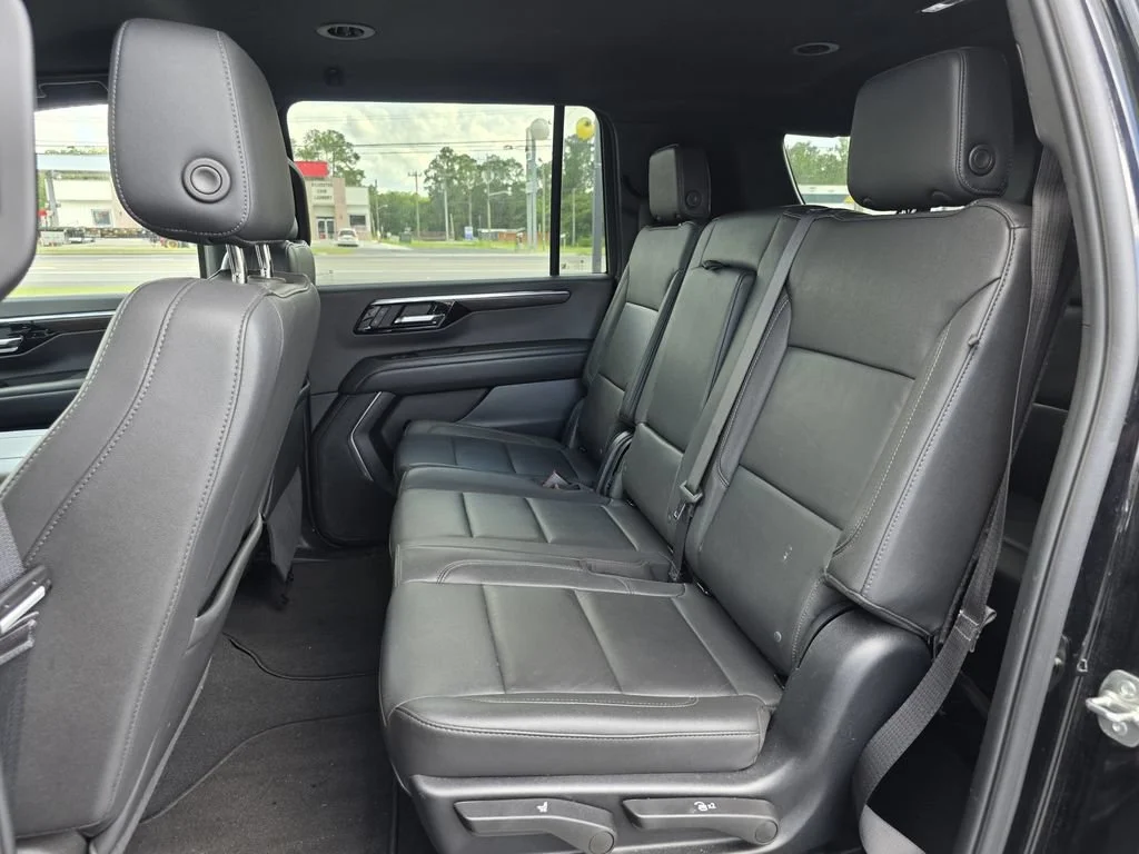 Used 2025 Black Chevrolet LT image 15