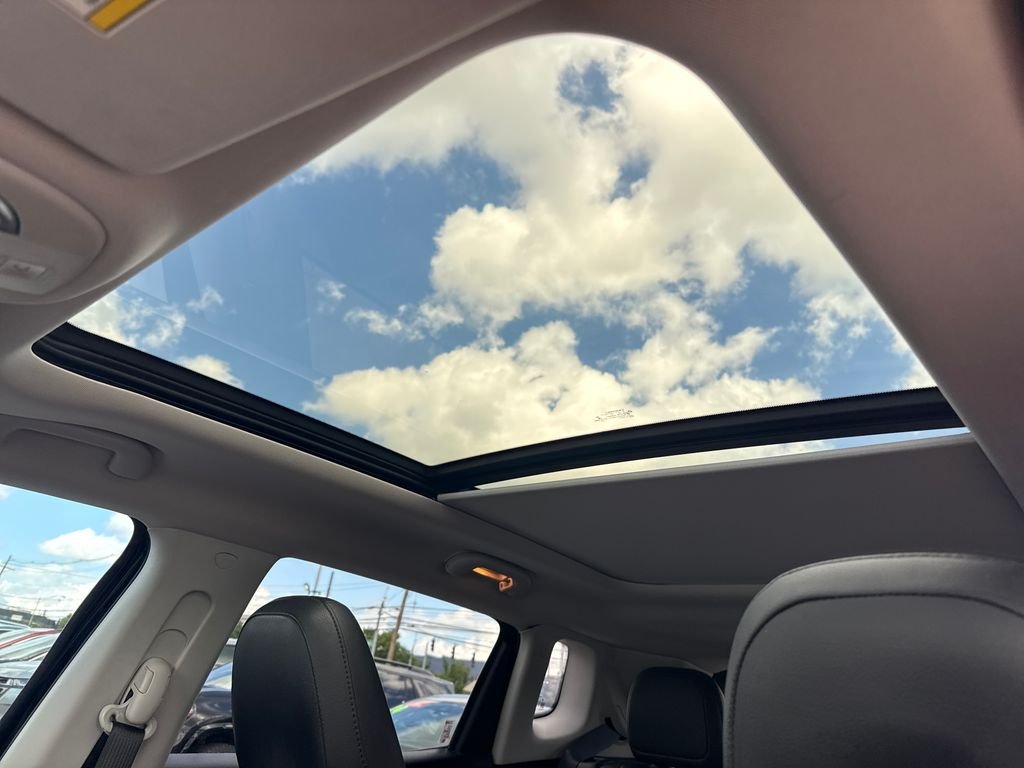 Used 2018 Black Jeep Trailhawk image 21