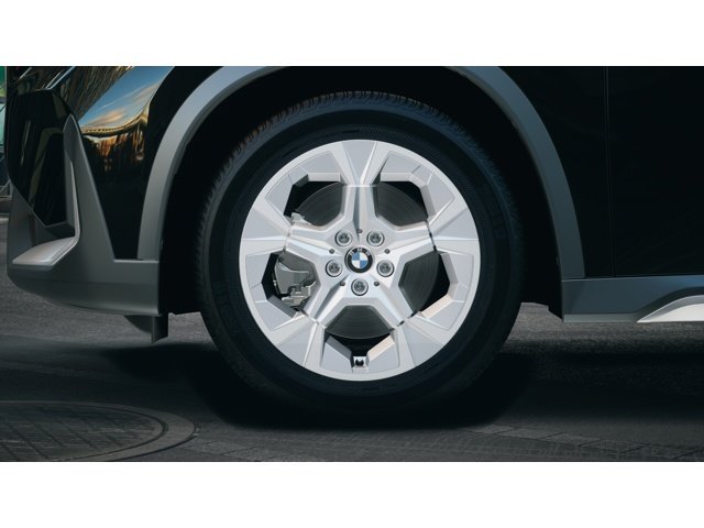 New 2027 Black Sapphire Metallic BMW  image 7
