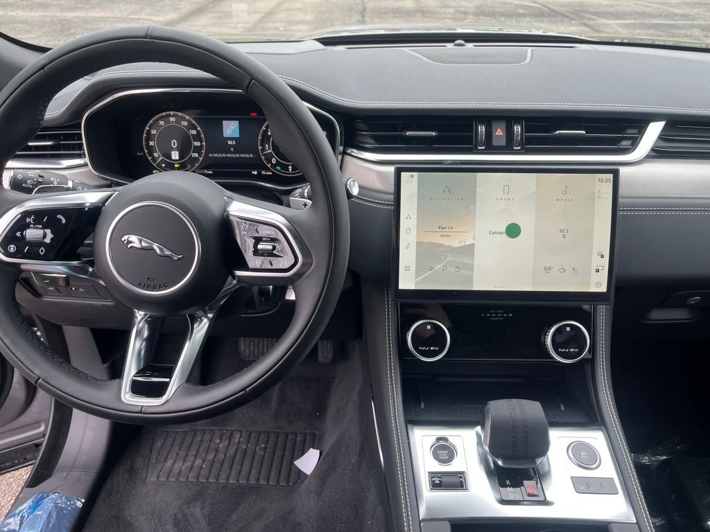 New 2026 Eiger Grey Jaguar P250 R-Dynamic S image 12
