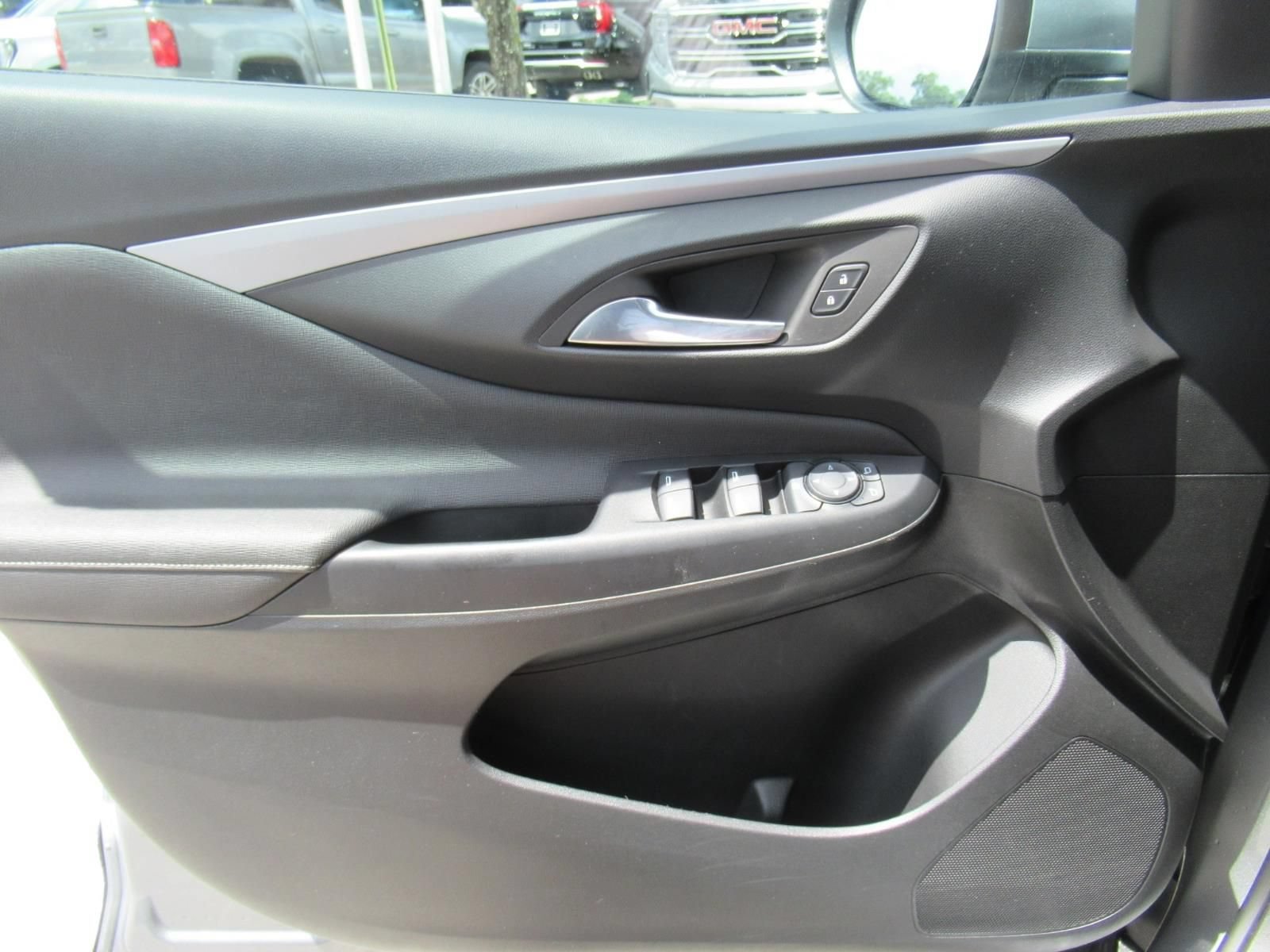 Used 2026 Moonstone Gray Metallic Buick Preferred image 18