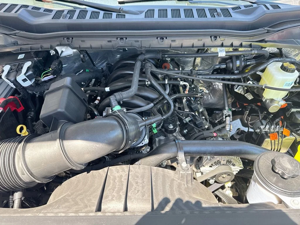 New 2026 Oxford White Ford F-250® XL image 27
