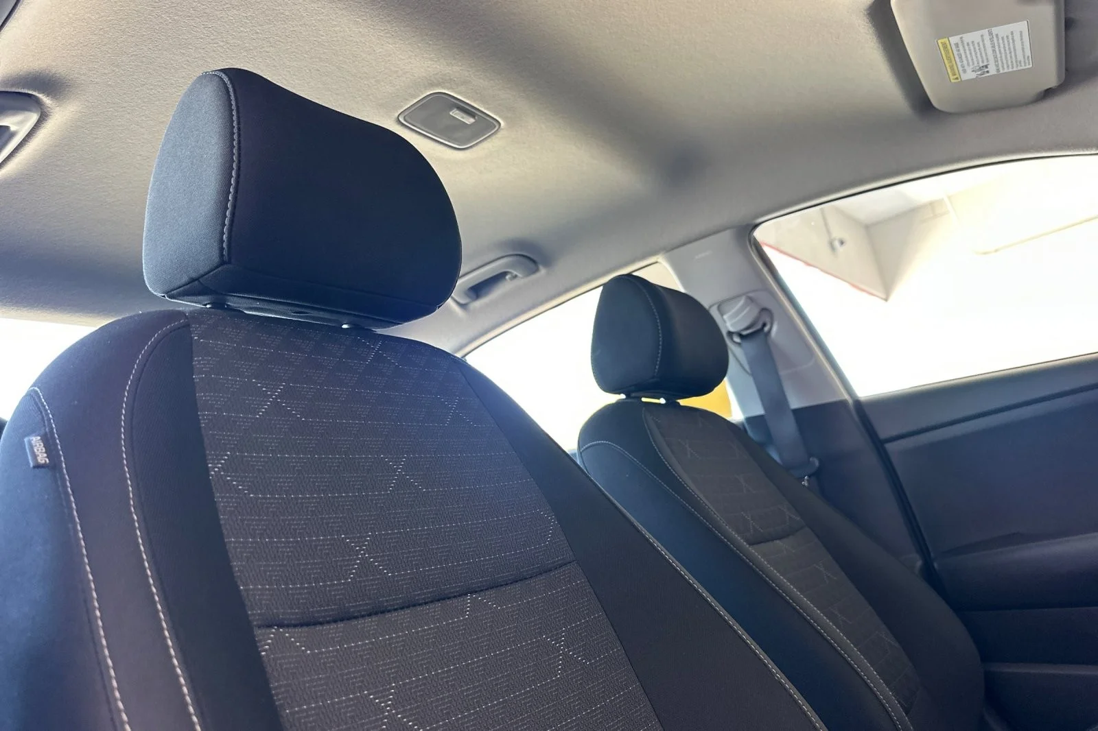 Used 2022 BLACK Kia LX image 15