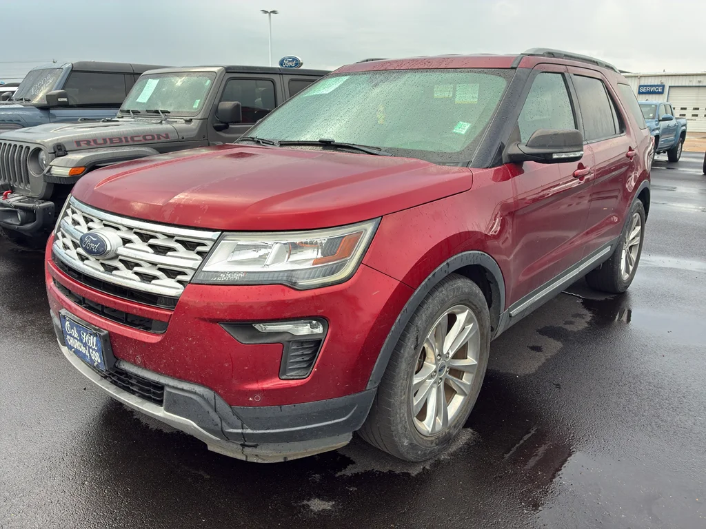 Used 2019 Ruby Red Metallic Tinted Clearcoat Ford XLT image 1