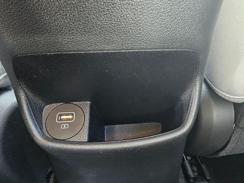 2023 Hyundai Kona SEL - Photo 18