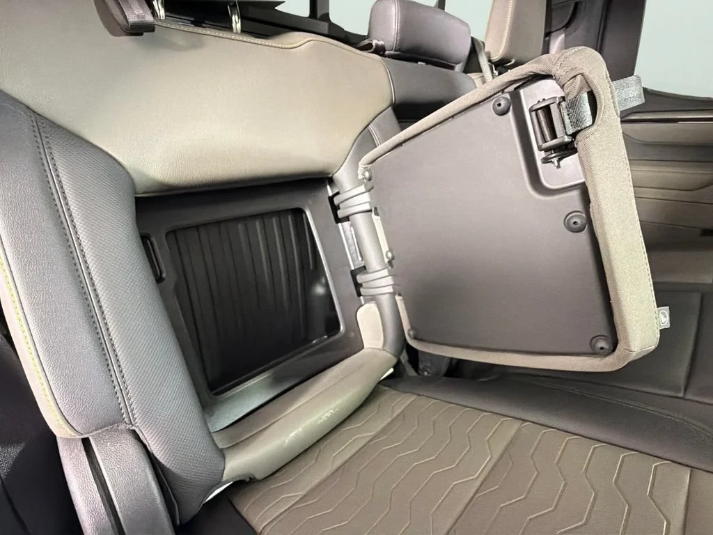 Used 2025 Summit White Chevrolet ZR2 image 32
