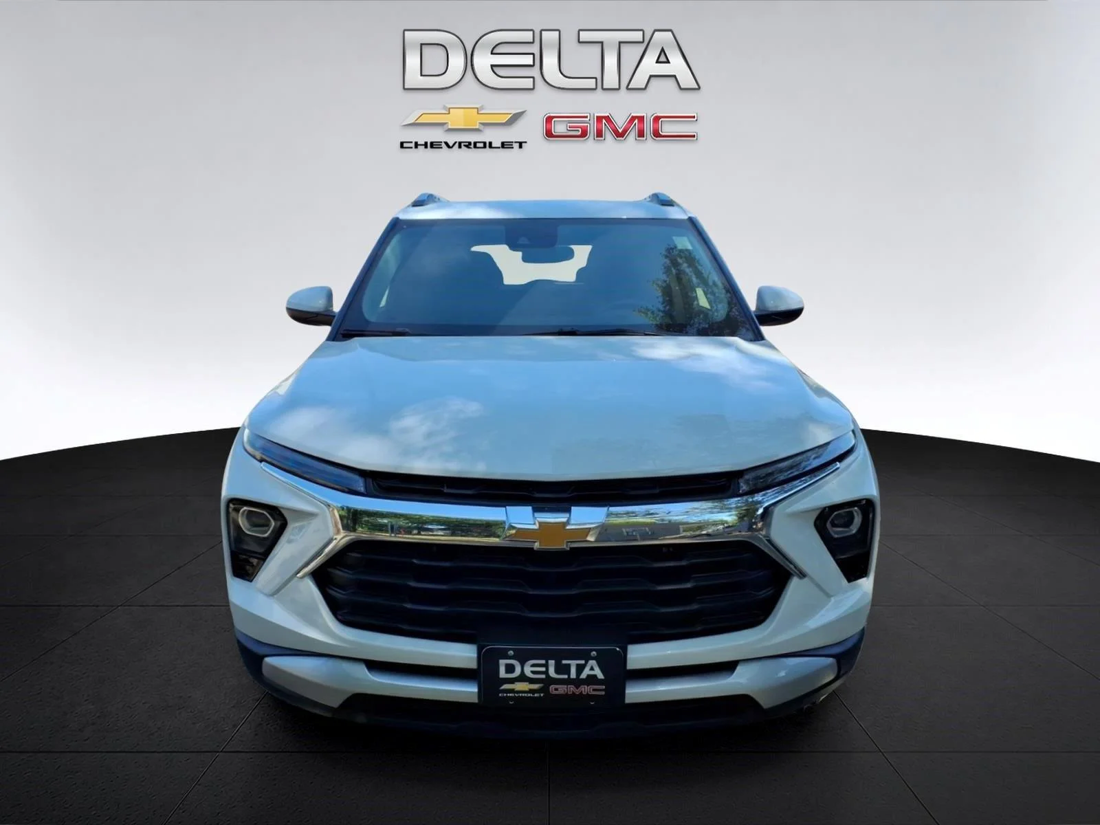 New 2026 Summit White Chevrolet LT image 8