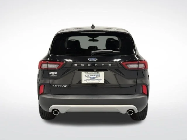 Used 2023 Black Ford Active image 7