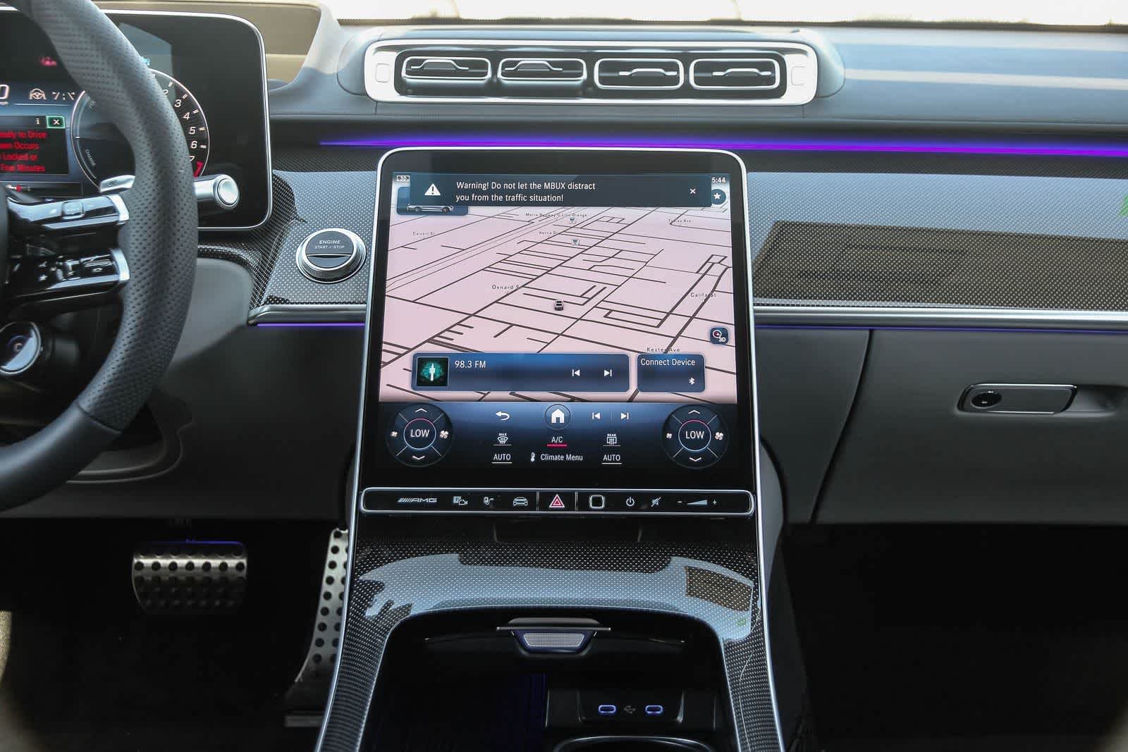 New 2026 MANUFAKTUR Moonlight White Magno Mercedes-Benz AMG® S 63 E image 14