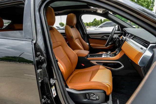 2026 Jaguar F-Pace R-Dynamic S - Photo 41