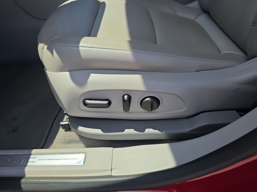Used 2019 Red Quartz Tintcoat GMC SLT-1 image 12