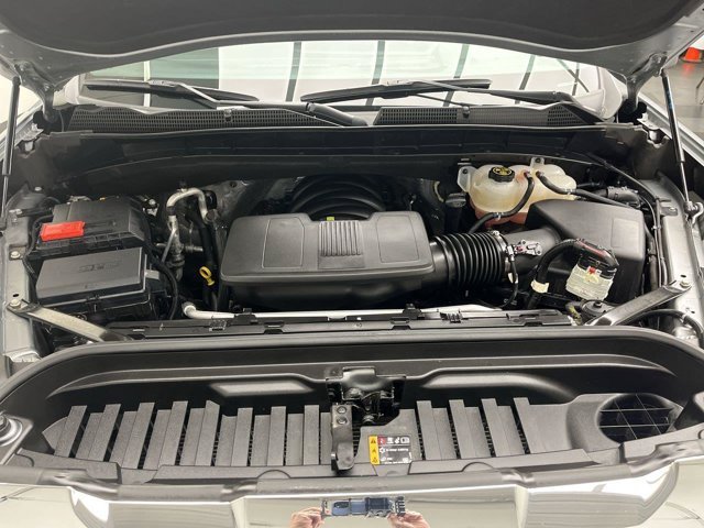 Used 2023 Sterling Metallic GMC SLE image 30
