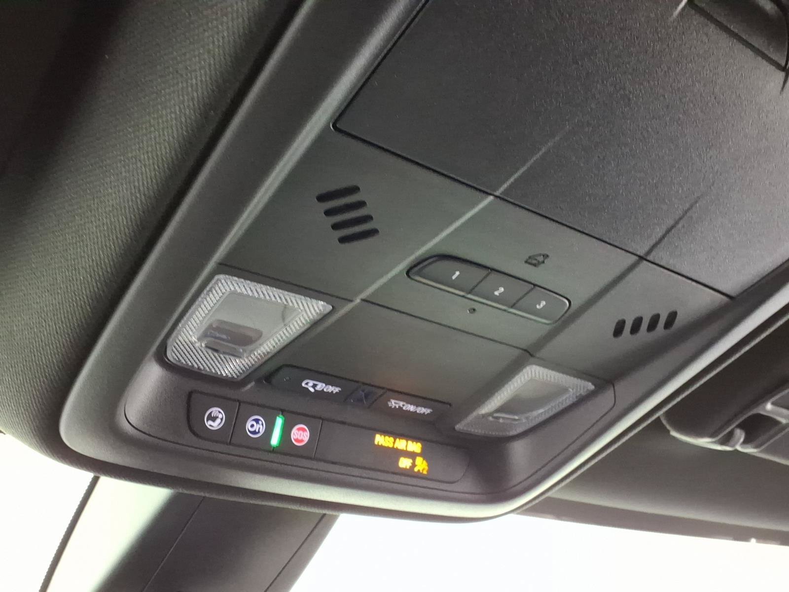 2026 Cadillac XT5 Luxury - Photo 18